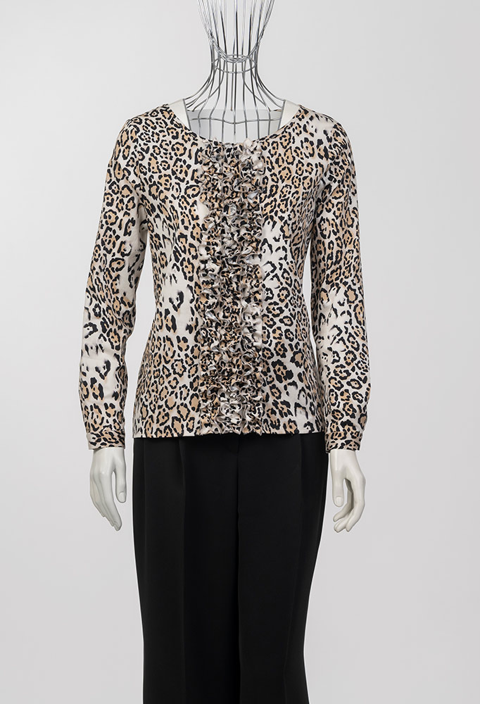 Shirt mit Leopardenprint aus der Herbst Winter Kollektion von Renette Kurras Salzburg -